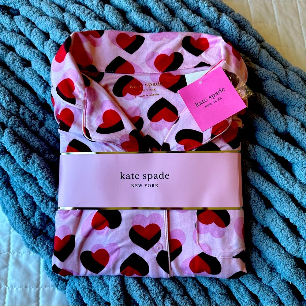 NWT Kate Spade Long Sleeve ❤️Hearts❤️ Pajama Set Size Small